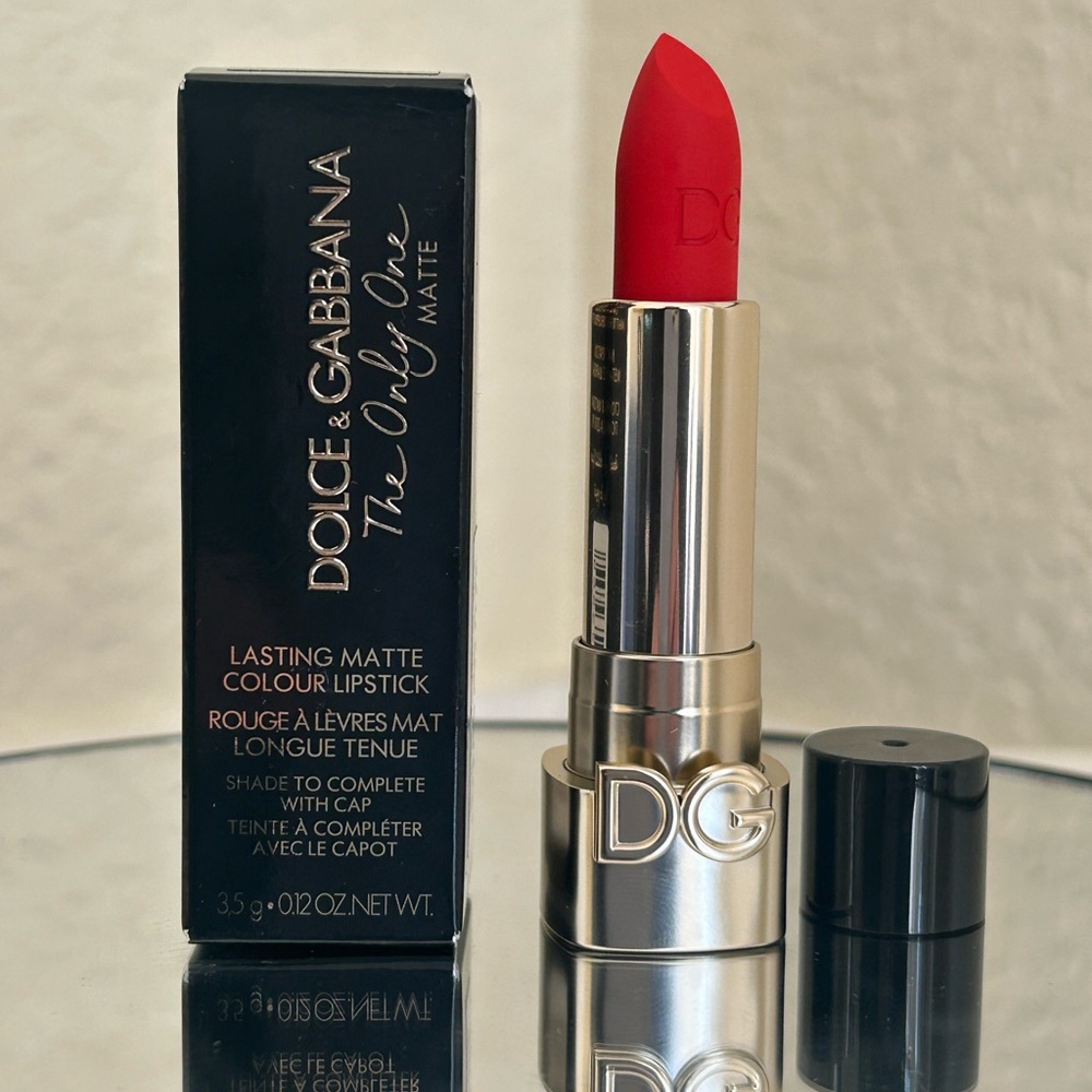 Dolce & Gabbana The Only One Matte Lipstick – Shade 520 Coral Sunrise Refill